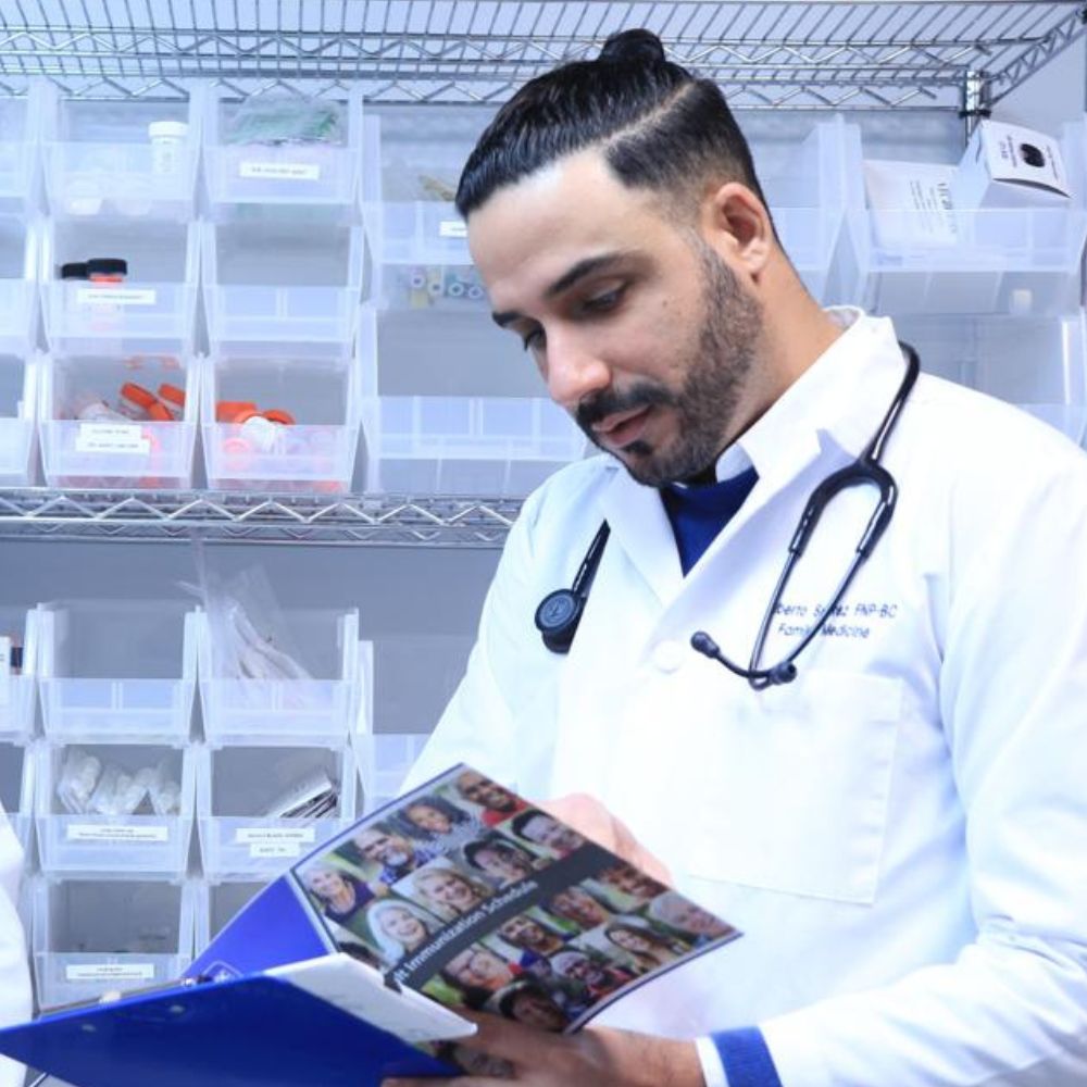 clinica medica en houston texas